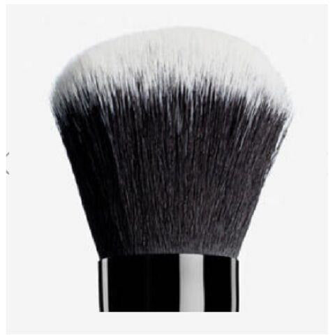 Marc Jacobs The Face I / Brush No 1 Liquid Foundation Professional Brush